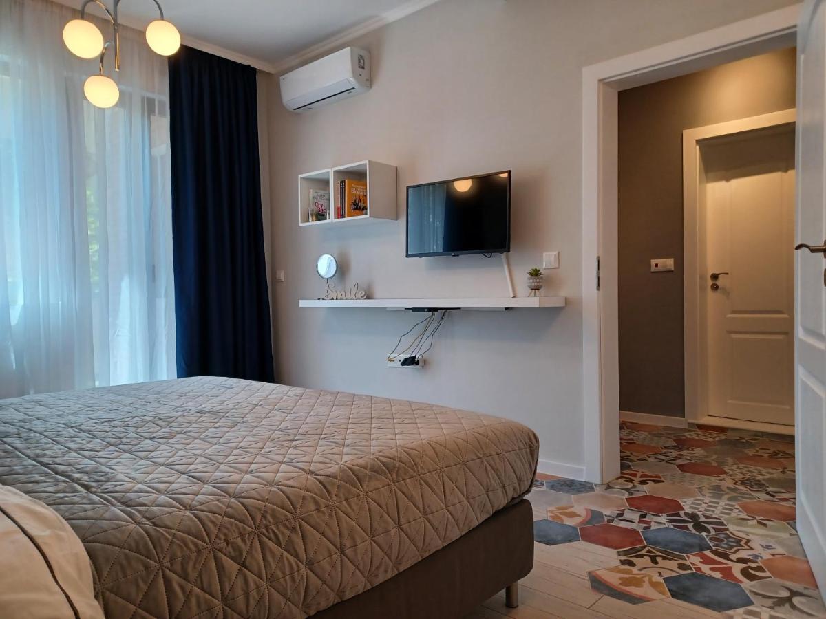 Tara Deluxe Apartment Varna Exterior photo