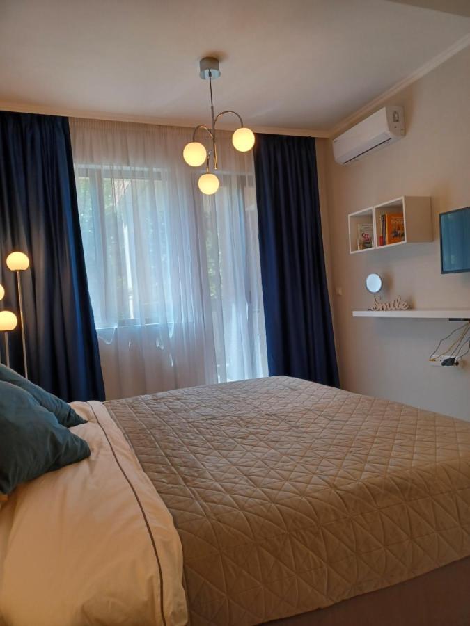 Tara Deluxe Apartment Varna Exterior photo