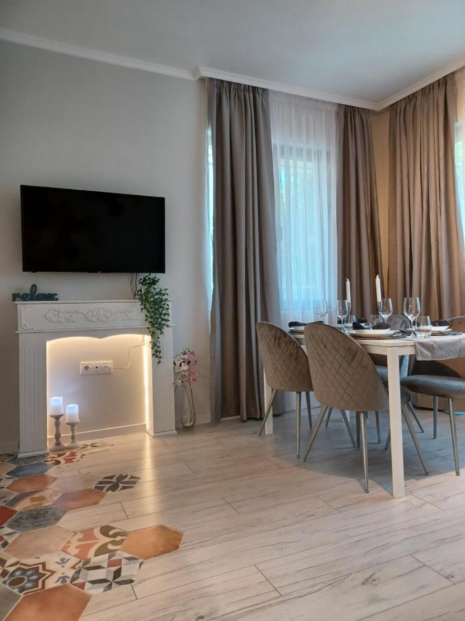 Tara Deluxe Apartment Varna Exterior photo