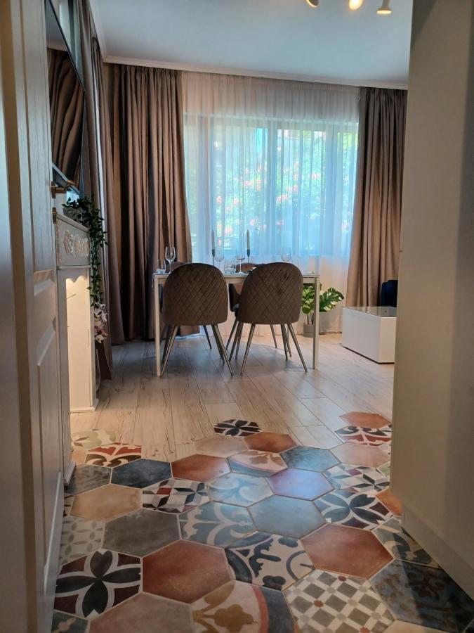 Tara Deluxe Apartment Varna Exterior photo